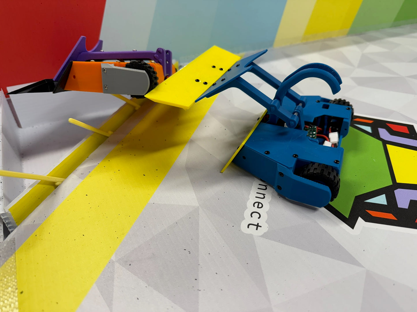 Creatabot 8oz Combat Robots