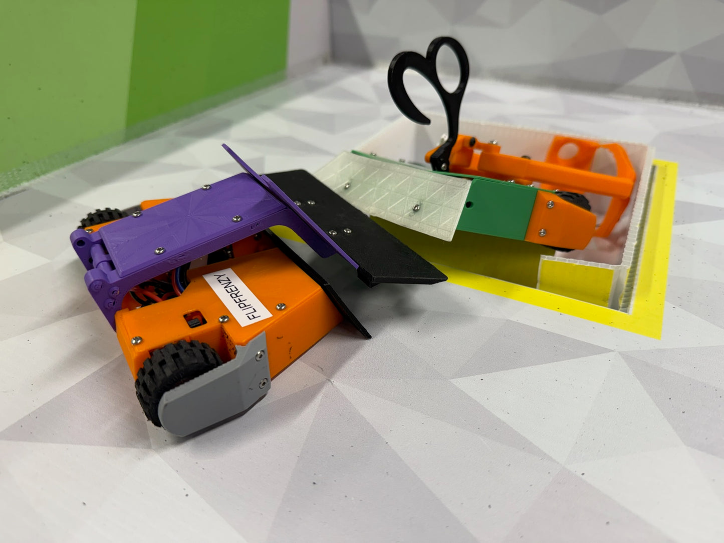 Creatabot 8oz Combat Robots